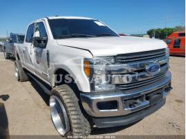 FORD F-250 LARIAT 2017
