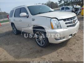 CADILLAC ESCALADE PREMIUM 2013