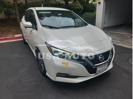 NISSAN LEAF SV 2021