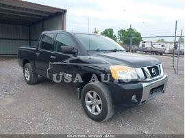 NISSAN TITAN SV 2014