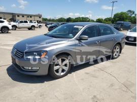 VOLKSWAGEN PASSAT S 2015