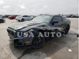 FORD MUSTANG GT 2014