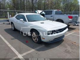 DODGE CHALLENGER 2011
