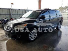 VOLKSWAGEN ROUTAN SE 2013