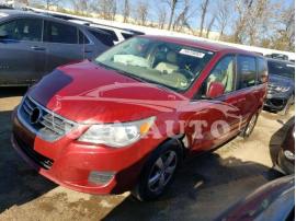 VOLKSWAGEN ROUTAN SE 2010