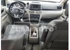 VOLKSWAGEN ROUTAN SE 2011