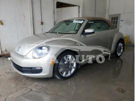 VOLKSWAGEN BEETLE 2014