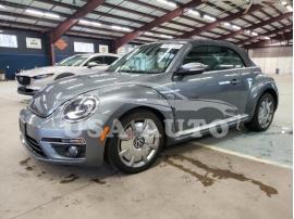 VOLKSWAGEN BEETLE 2014