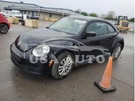 VOLKSWAGEN BEETLE 2012