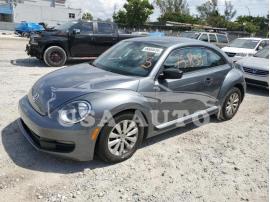 VOLKSWAGEN BEETLE 1.8 2016