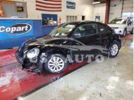 VOLKSWAGEN BEETLE 2014
