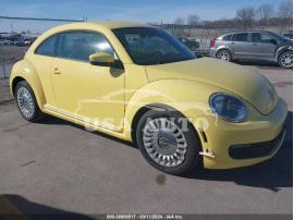 VOLKSWAGEN BEETLE 1.8T SE 2016
