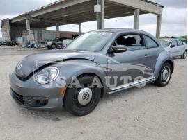 VOLKSWAGEN BEETLE 2012