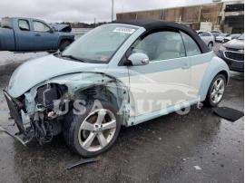VOLKSWAGEN BEETLE NEW 2010