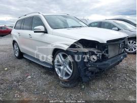 MERCEDES-BENZ GL-CLASS GL 550 2015