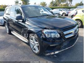 MERCEDES-BENZ GL-CLASS GL 550 2013