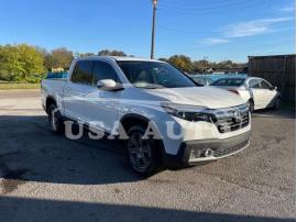 HONDA RIDGELINE 2020