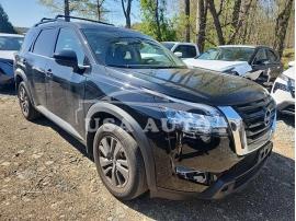 NISSAN PATHFINDER SV 2022
