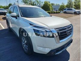 NISSAN PATHFINDER SL 2023