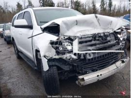 TOYOTA SEQUOIA SR5 5.7L V8 2015