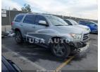 TOYOTA SEQUOIA SR5 5.7L V8 2015