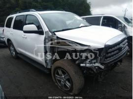 TOYOTA SEQUOIA SR5 2017