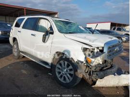 TOYOTA SEQUOIA PLATINUM 5.7L V8 2013