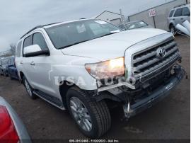 TOYOTA SEQUOIA PLATINUM 5.7L V8 2010