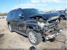 TOYOTA SEQUOIA PLATINUM 2014