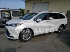 TOYOTA SIENNA LIM 2023