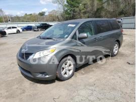 TOYOTA SIENNA BAS 2011
