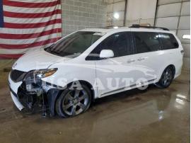 TOYOTA SIENNA SPO 2015