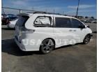 TOYOTA SIENNA SPO 2015