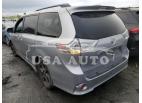 TOYOTA SIENNA SE 2017