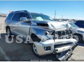 TOYOTA SEQUOIA SR5 2017