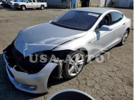 TESLA MODEL S 2013