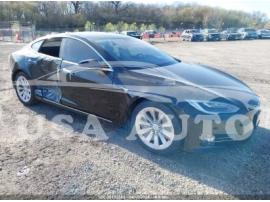 TESLA MODEL S 2017