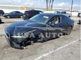 VOLVO S60 T5 MOM 2020