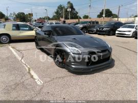 NISSAN GT-R PREMIUM 2010