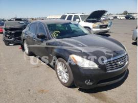 INFINITI M35 H 2012