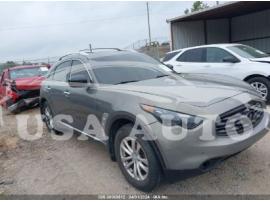 INFINITI FX35 2010
