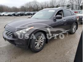INFINITI FX35 2010