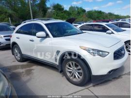 INFINITI FX35 2010