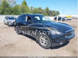 INFINITI FX37   2013