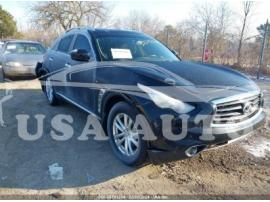 INFINITI FX37   2013