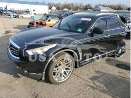 INFINITI FX37 2013