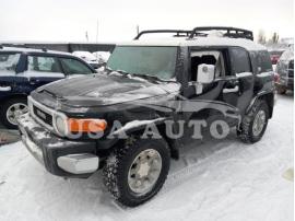 TOYOTA FJ CRUISER 2012