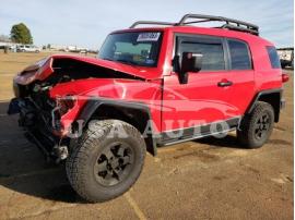 TOYOTA FJ CRUISER 2012