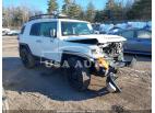 TOYOTA FJ CRUISER   2014