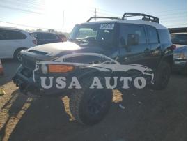 TOYOTA FJ CRUISER 2012